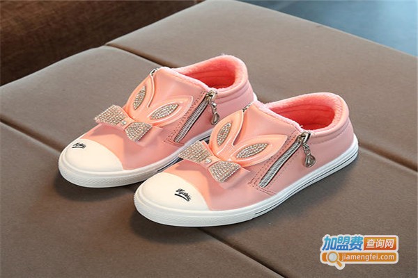 新明伟童鞋加盟费