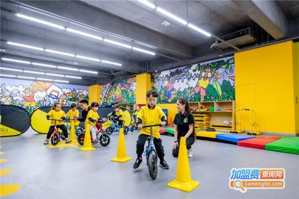 黑猩猩儿童运动馆加盟费