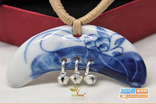 哇噻饰品加盟门店