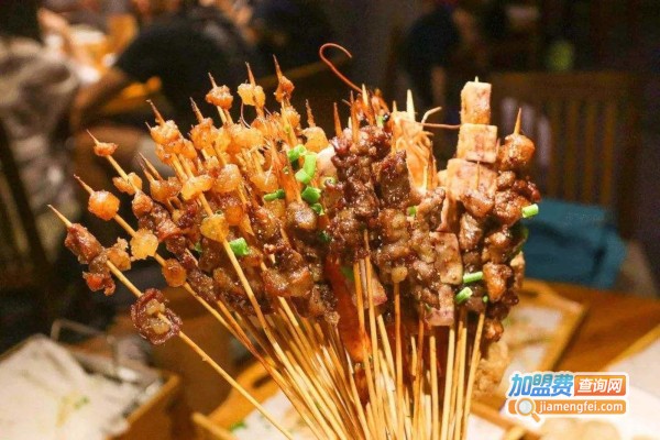 佳佳香香飘飘无烟烧烤加盟费