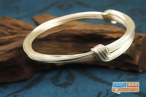 银灵石尚饰品加盟门店