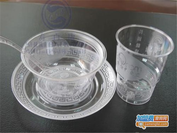 久康一次性水晶餐具加盟门店