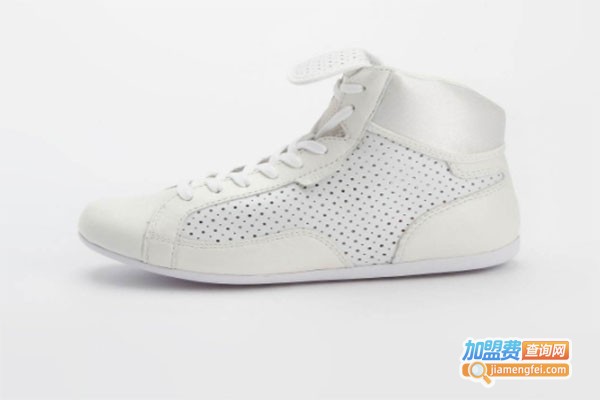 格尔古纳休闲鞋加盟费