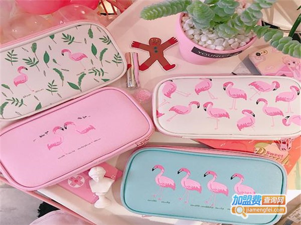 Q博士益智卡通文具超市加盟