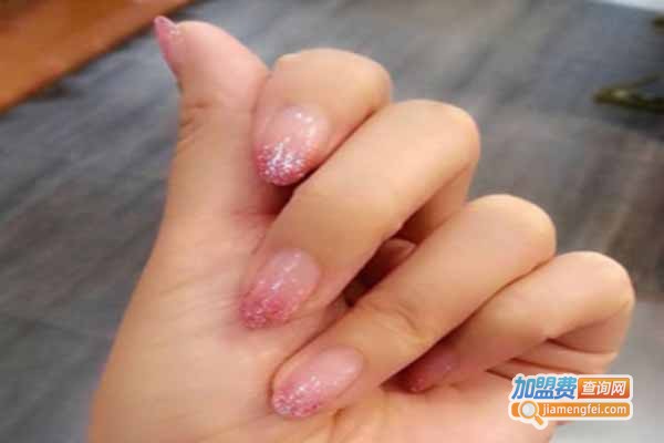 瀚雅美甲加盟门店