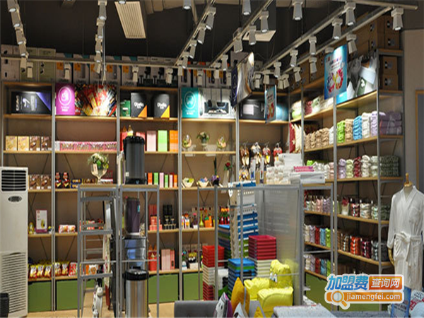 纳美创意家居用品超市加盟门店