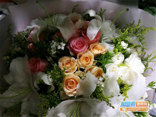 彩云间花艺坊加盟门店