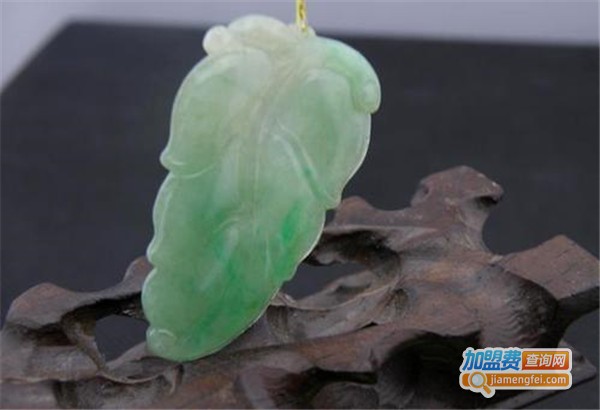 玉美翠玉器加盟费是多少钱？