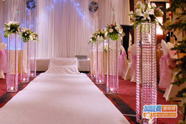 何氏佰汇婚庆加盟门店