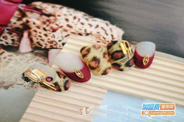 美你路美甲加盟门店