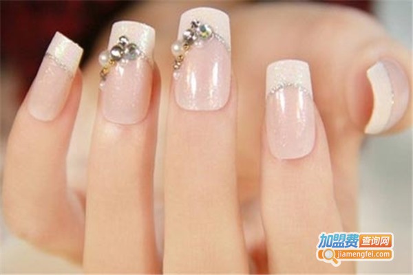 佳丽美甲加盟费