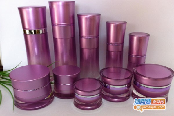 依恋化妆品加盟费