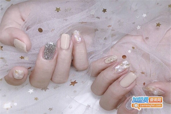 进葆巍然美甲加盟费