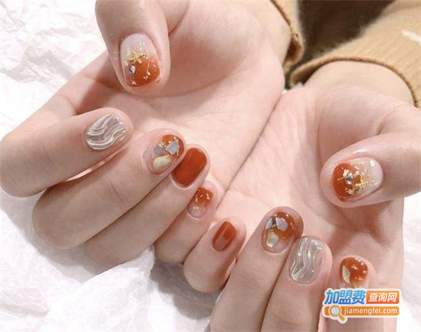 绿荫美甲加盟费