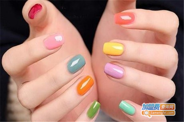 今彩美甲加盟费