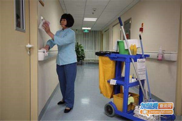 贝家馨家政加盟费