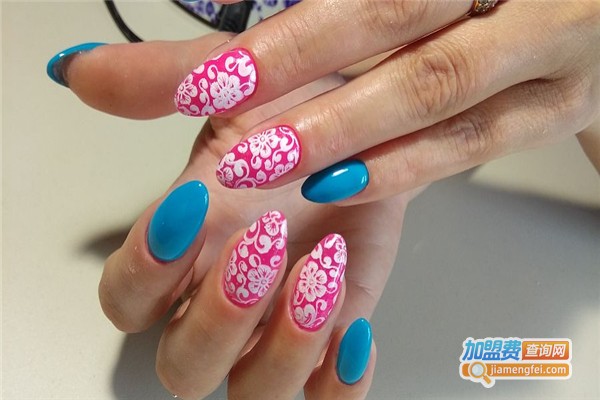 卡伽美甲加盟费