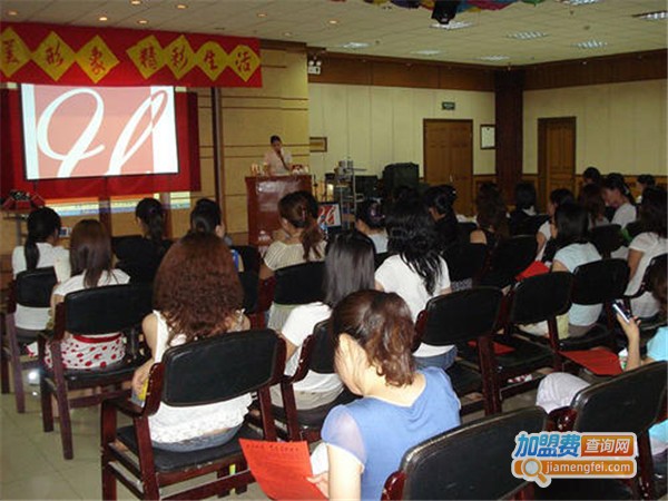 雅丝贝尔职业培训学校加盟费