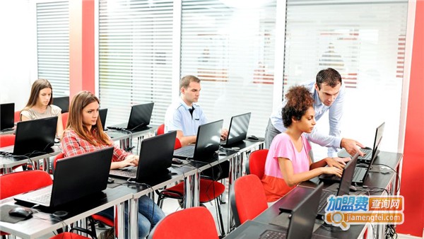 宝贝盟职业培训学校加盟费