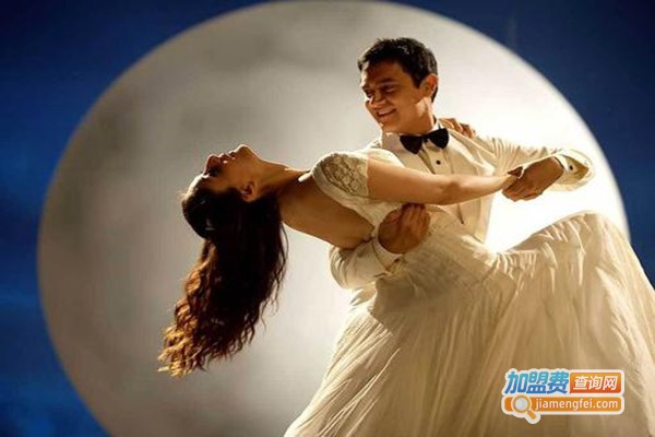 宝莱坞婚纱电影加盟门店