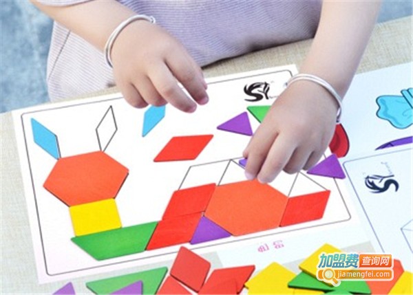 秀角早教加盟费