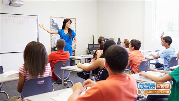 先达培训学校加盟费