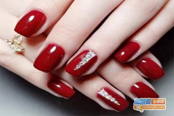 美学堂化妆美甲加盟费