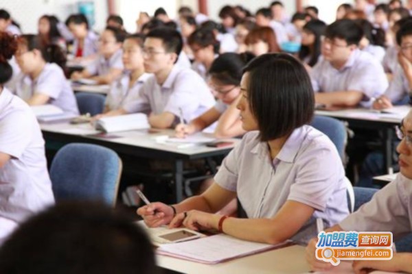 女皇教育加盟费