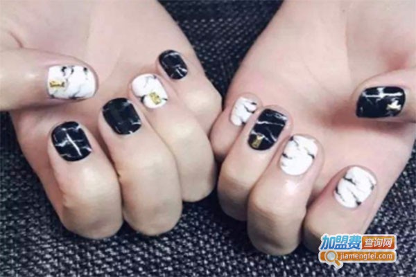 美学堂化妆美甲加盟费