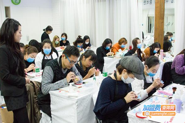 灰姑娘美甲纹刺学校加盟费