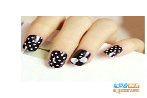 恋指缘美甲彩妆职业培训学校加盟费