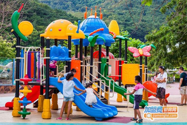 比比趣创意馆加盟费