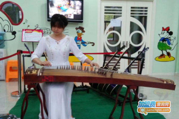 华彩艺术中心加盟费