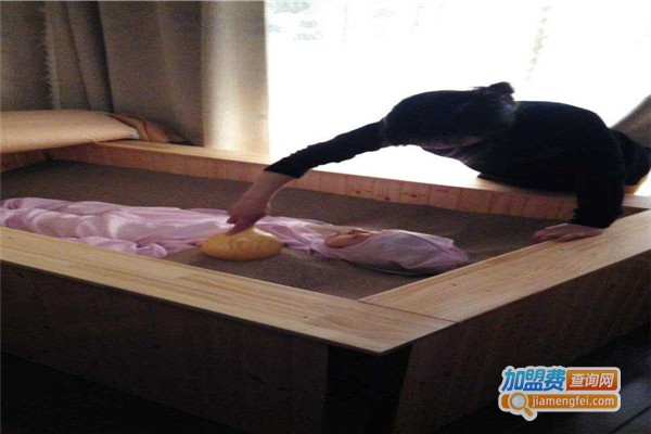 欧五彩阳光室内养身沙浴加盟费