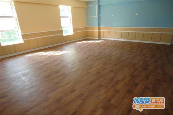 百年巧匠地板加盟费