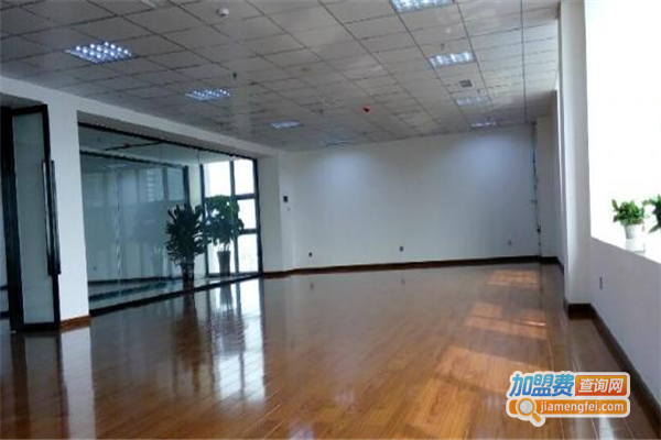 天龙圣品地板加盟费