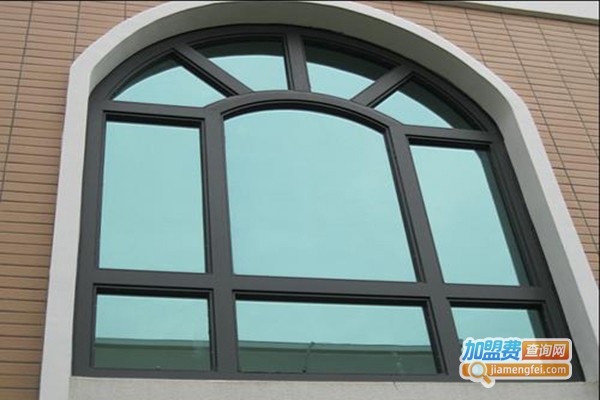 成铝门窗加盟门店