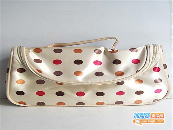 流星站流行饰品加盟门店