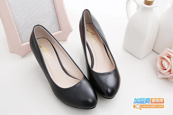 吉隆景泰女鞋加盟门店