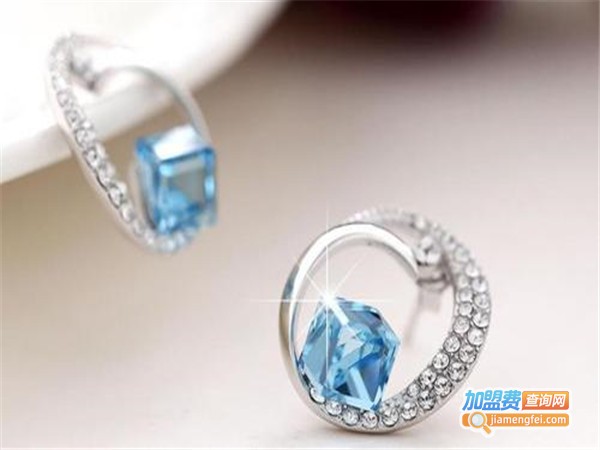 卓雅妮饰品加盟门店