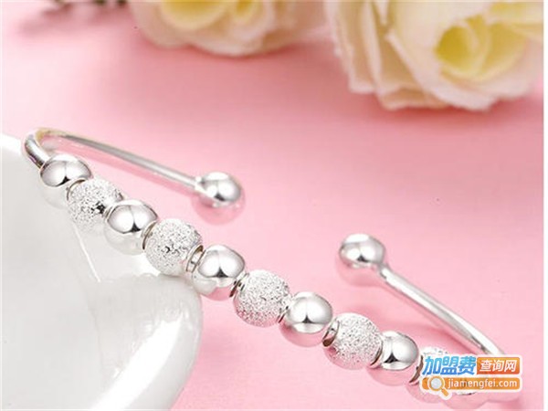 小凤祥饰品加盟门店