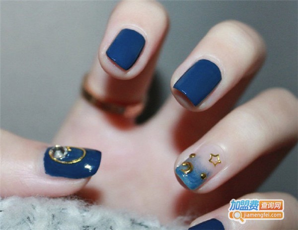 薇薇彩妆美甲加盟费