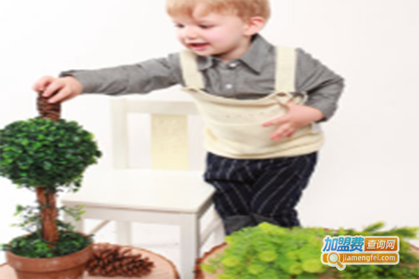 爱布谷童装加盟门店