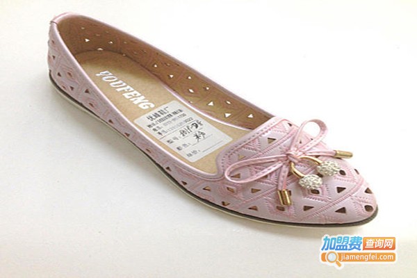 吉隆景泰女鞋加盟门店