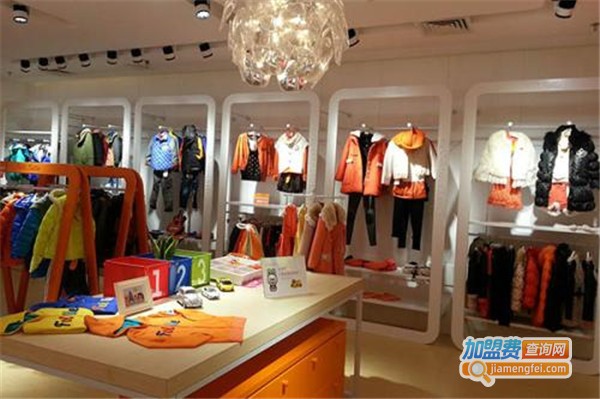 雏鹰之星童装加盟费