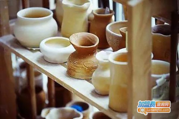 功夫小瓷陶艺教育加盟费