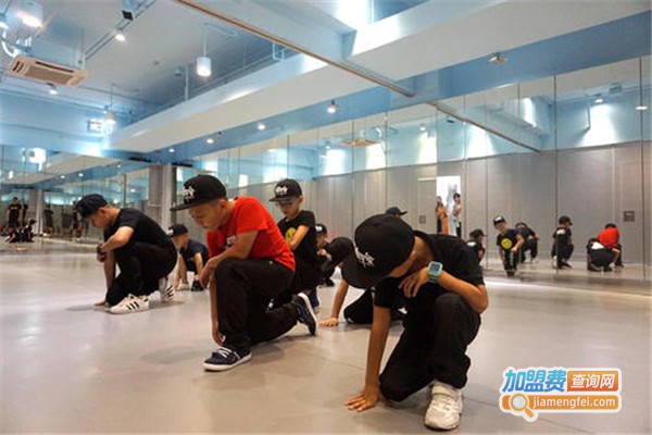 未来街舞艺术教育加盟费