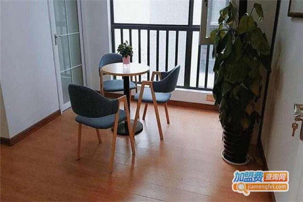 逸臣地板加盟费