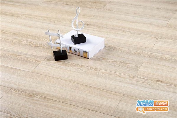 华彩地板加盟费