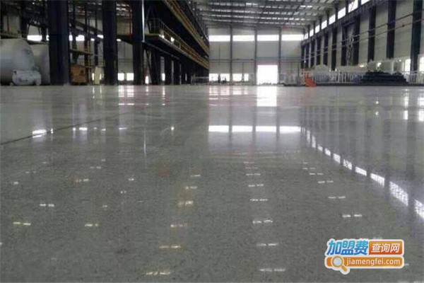 中坡地板加盟费